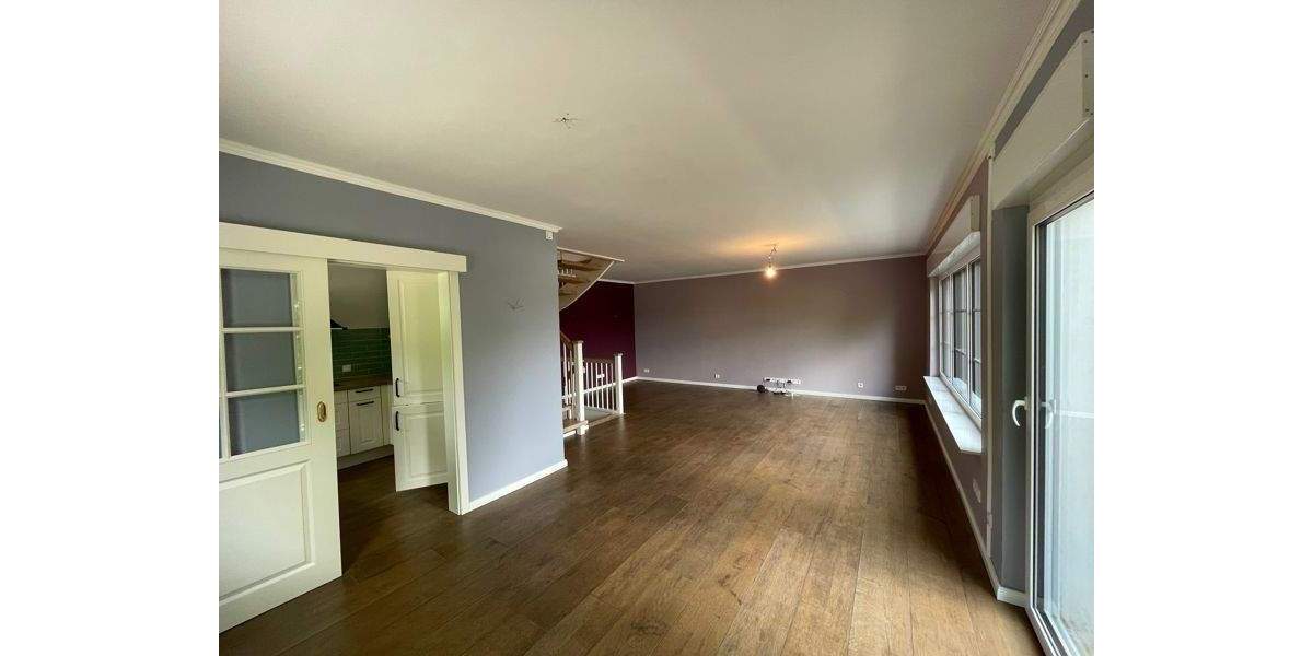 Modernisierte Doppelhaushälfte in Essen Heisingen! 6 zimmer