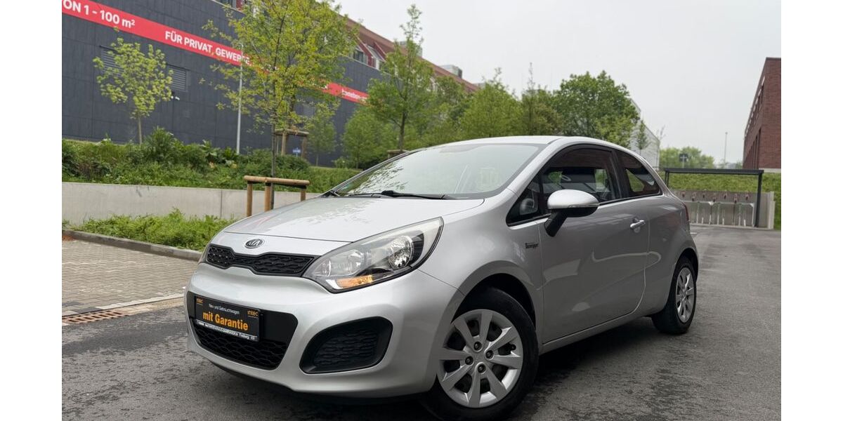 Kia Rio 141.468 km 4.500 &euro; Essen 45145