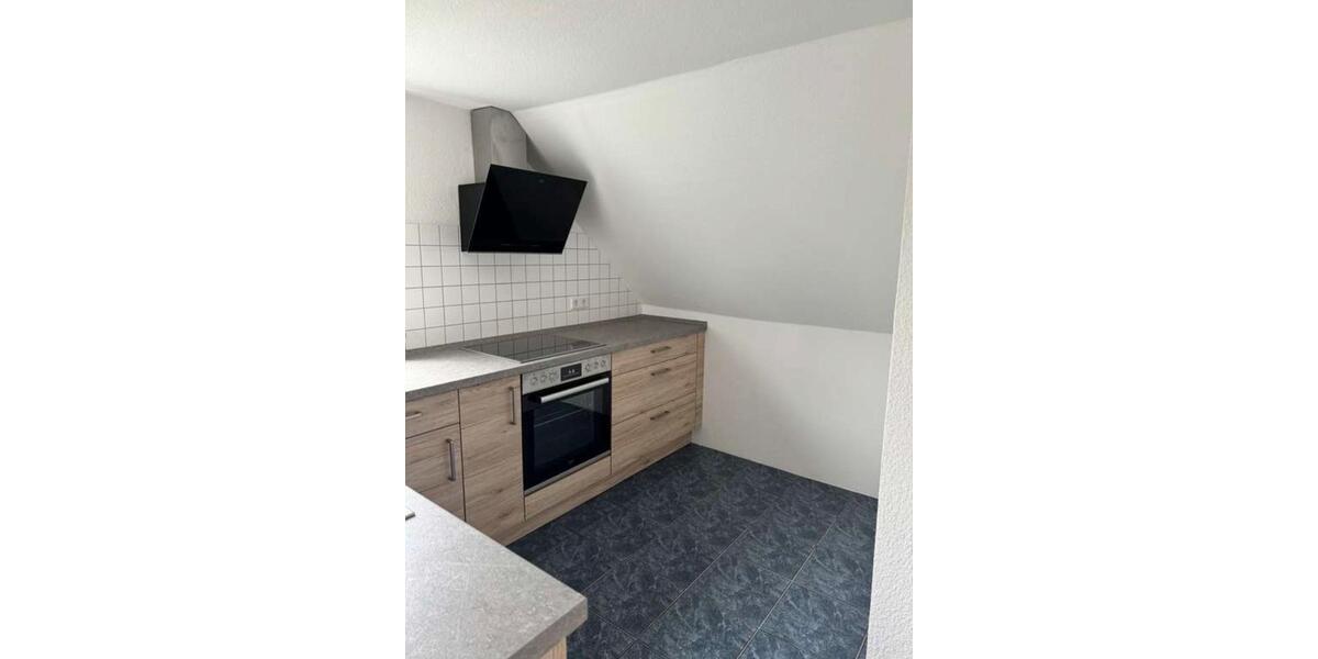 Dachgeschoßwohnung Bochum Eppendorf - 2 Zimmer, 43 m&sup2;, 330&euro; | Angebot:26447956