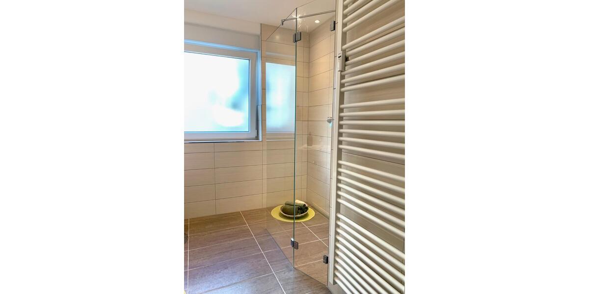 Etagenwohnung Mülheim an der Ruhr Dümpten - 2 Zimmer, 65 m&sup2;, 189.000&euro; | Angebot:27453451