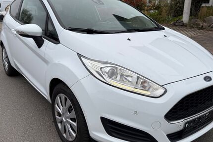 Ford Fiesta 133.807 km 4.280 &euro; Mülheim an der Ruhr 45472