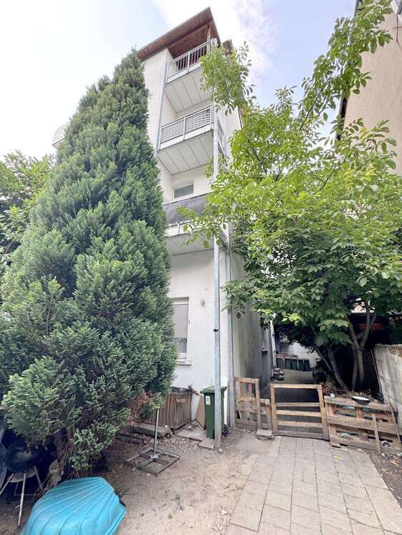 Haus zum Kaufen in Oberhausen 495.000 € 387 m²
