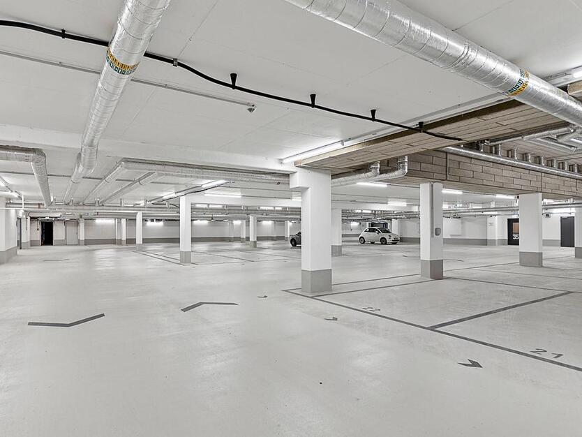 Familien aufgepasst: Lichtdurchflutete 4-Zimmer-Wohnung mit Balkon (mietpreisgedämpftes Wohnen) zimmer