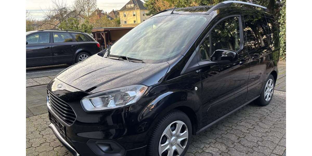 Ford Tourneo Courier 135.595 km 7.700 &euro; Wuppertal - Langerfeld 42389