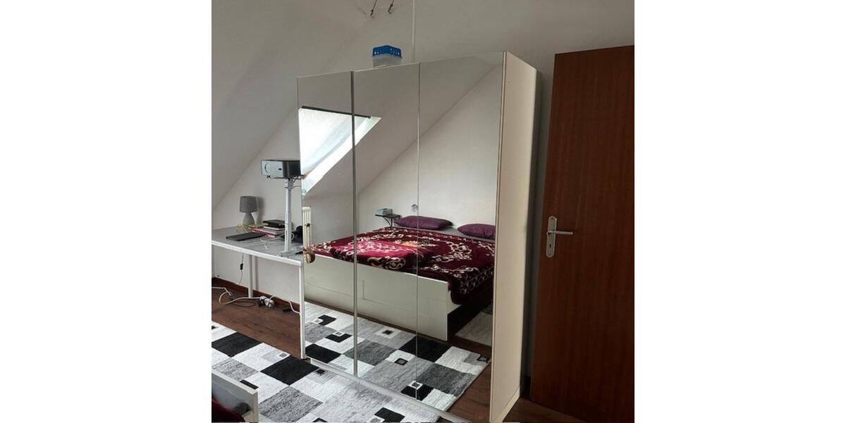 Wunderschöne Dachgeschosswohnung mit offener Raumaufteilung 3 zimmer