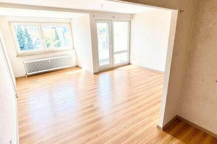 Wohnung Solingen Gräfrath - 2 Zimmer, 60 m&sup2;, 377&euro; | Angebot:26670596