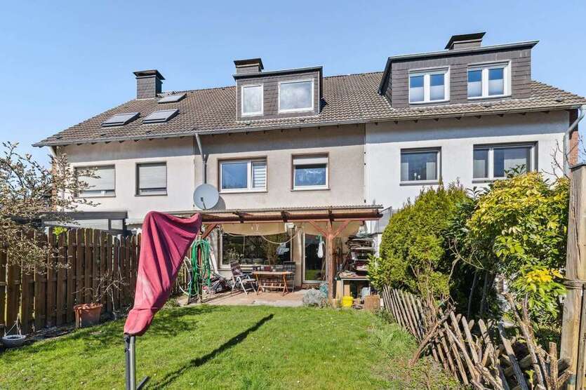 Haus zum Kaufen in Essen 385.000 € 184 m²