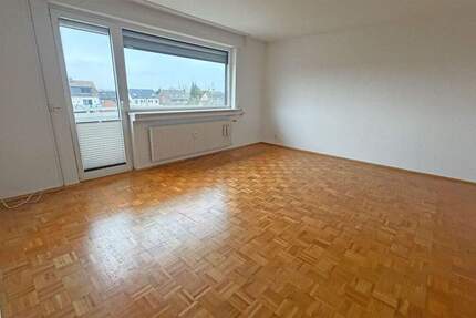 Eigentumswohnung mit Aufzug und Tiefgaragenstellplatz an der Grenze zu Moers in Duisburg-Hochheide! 2 zimmer