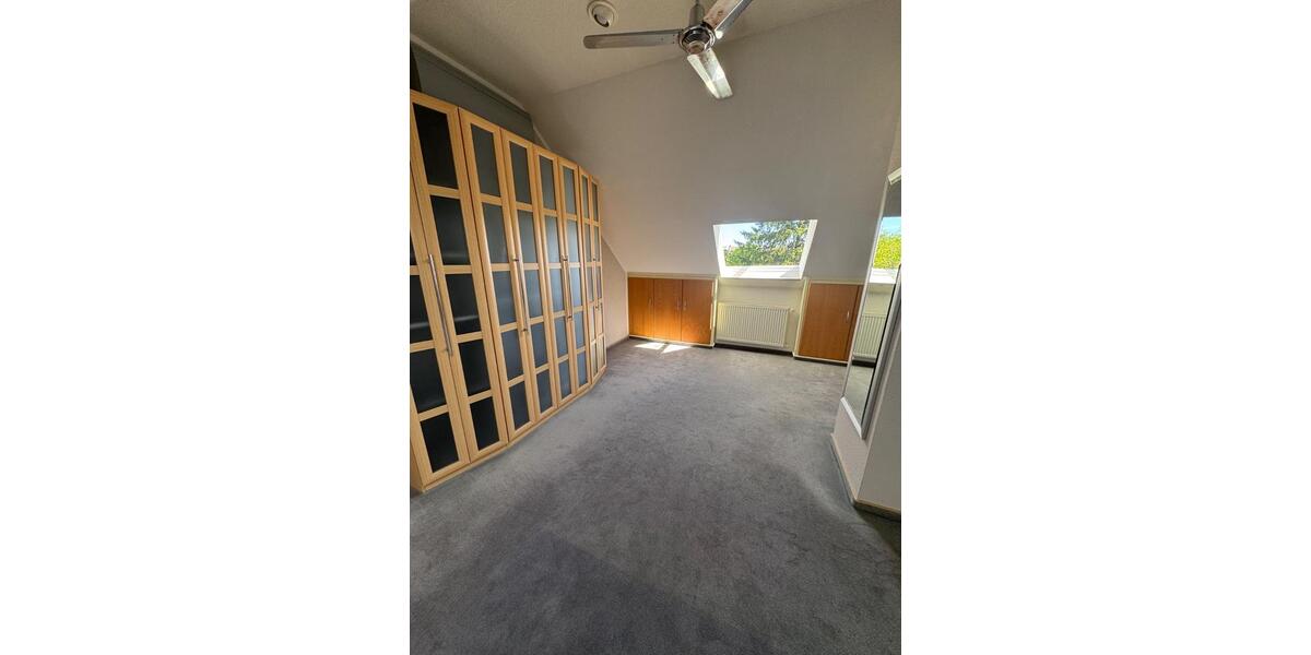Dachgeschoßwohnung Dorsten - 3 Zimmer, 105 m&sup2;, 850&euro; | Angebot:26420624