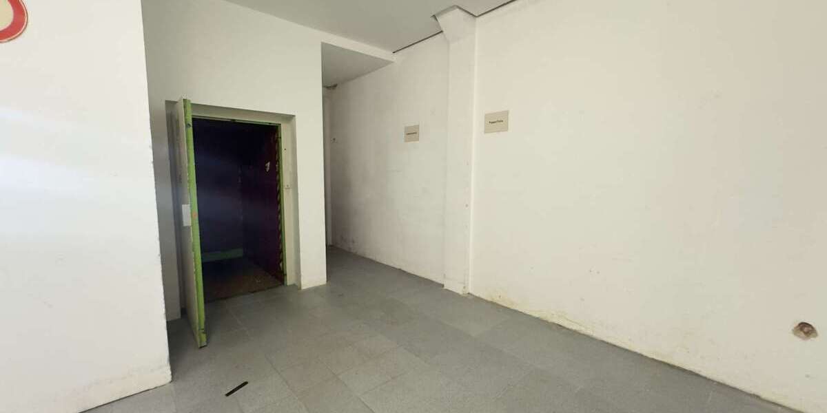 Top-Gewerbefläche in Marl-Hüls – 655 m² Verkaufs-, Büro- & Lagerfläche mit Parkplätzen zimmer