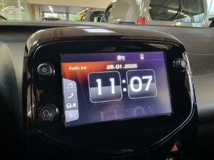 Toyota Aygo x-final Kamera Tempo Klima Alu Winterräder 49.966 km 11.980 &euro; HAAN 42781