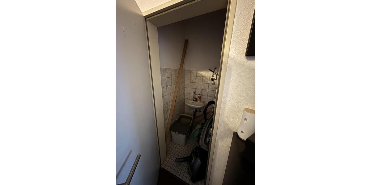 Dachgeschoßwohnung Essen Stadtbezirk IV - 3 Zimmer, 70 m&sup2;, 595&euro; | Angebot:25655185