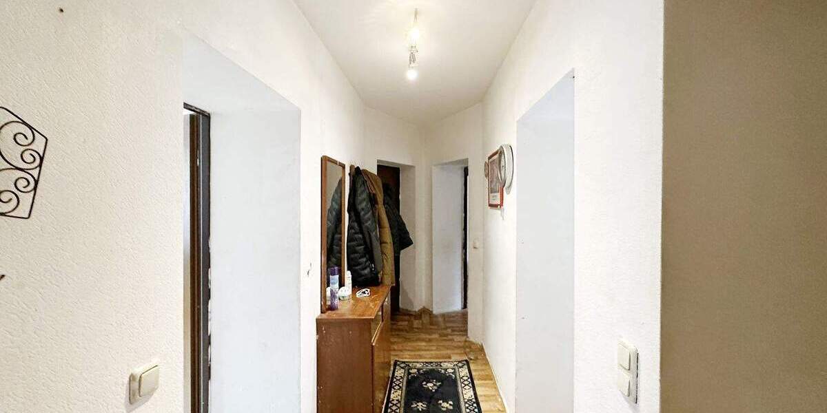 Großzügige 4 Zimmer Erdgeschoss-Wohnung 82 m² mit Terrasse in Essen-Kray 4 zimmer