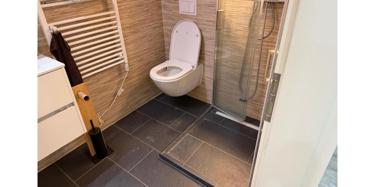 Mehrfamilienhaus Kapitalanlage teilsaniert teilvermietet zimmer