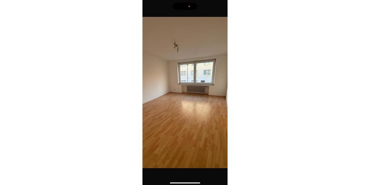 Renovierte 3 Zimmer Wohnung in Düsseldorf 3 zimmer