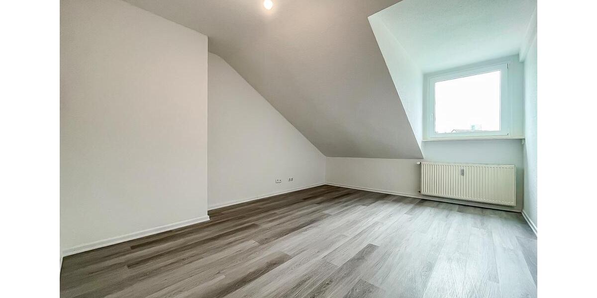 Dachgeschoßwohnung Bochum - 2.5 Zimmer, 54 m&sup2;, 600&euro; | Angebot:26477997