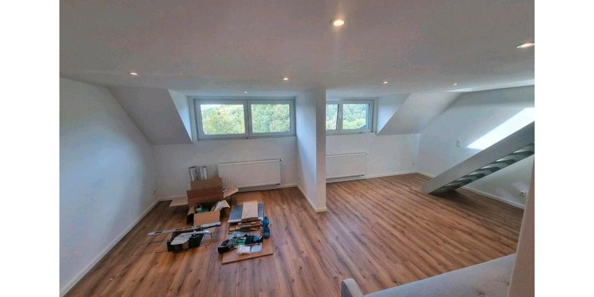 Dachgeschoßwohnung Wuppertal Lichtenplatz - 2 Zimmer, 80 m&sup2;, 870&euro; | Angebot:26483898