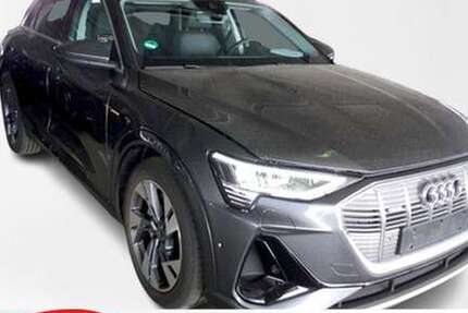 Audi e-tron 67.520 km 36.908 € Witten 58453