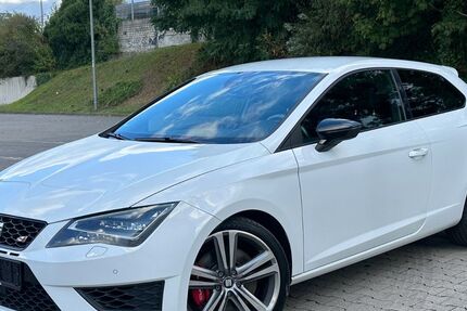 Seat Leon 150.992 km 14.800 &euro; Essen 45139