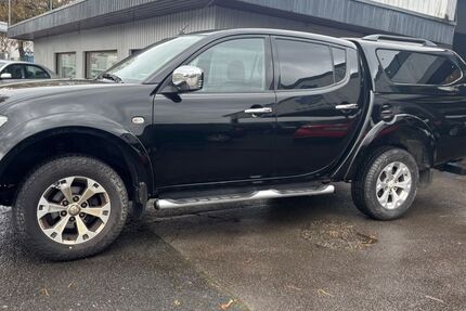 Mitsubishi L200 84.500 km 16.500 &euro; Essen 45356