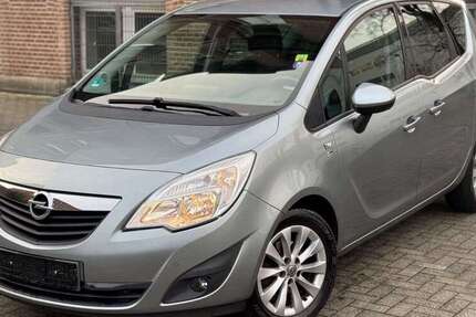 Opel Meriva 142.743 km 4.999 &euro; Mülheim an der Ruhr 45473