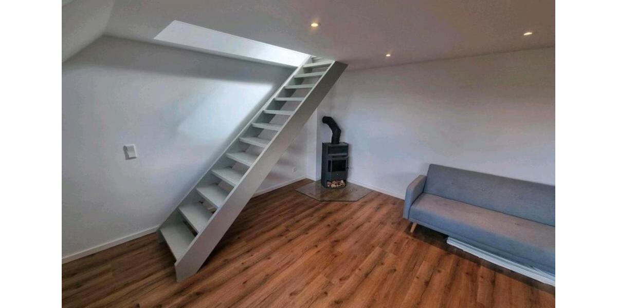 Dachgeschoßwohnung Wuppertal Lichtenplatz - 2 Zimmer, 80 m&sup2;, 870&euro; | Angebot:26483898