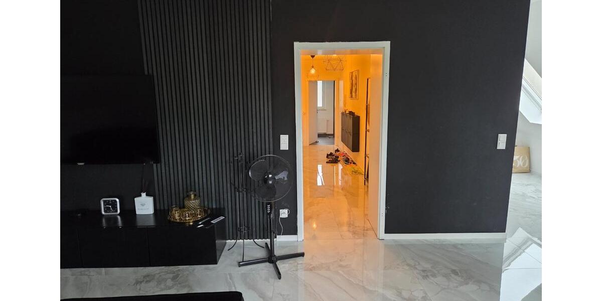 Dachgeschoßwohnung Gladbeck Brauck - 3.5 Zimmer, 930 m&sup2;, 930&euro; | Angebot:25838689