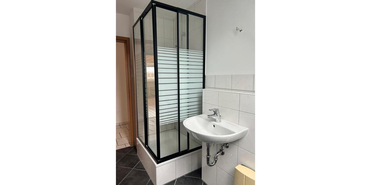 Dachgeschoßwohnung Essen Stadtbezirk V - 3.5 Zimmer, 81 m&sup2;, 807&euro; | Angebot:25805519