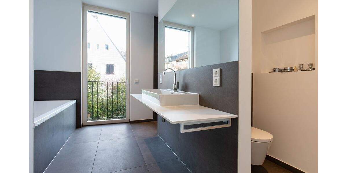 Etagenwohnung Wuppertal Elberfeld - 3 Zimmer, 134 m&sup2;, 1.620&euro; | Angebot:25693665