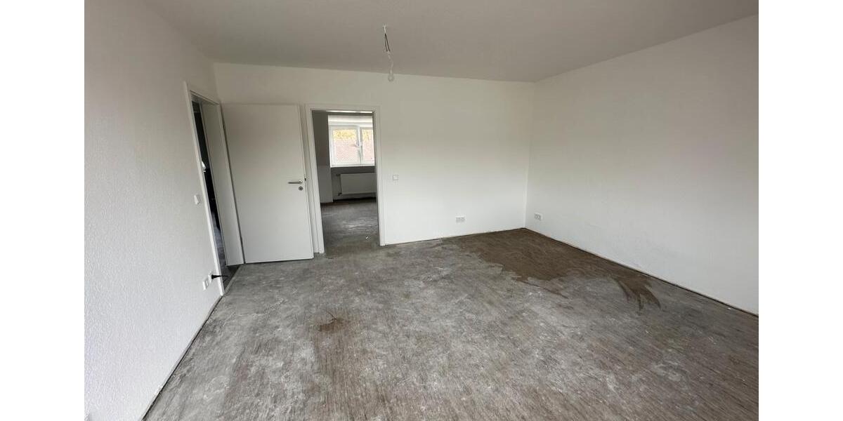 Dachgeschoßwohnung Essen Stadtbezirk II - 3 Zimmer, 74 m&sup2;, 1.250&euro; | Angebot:26101646