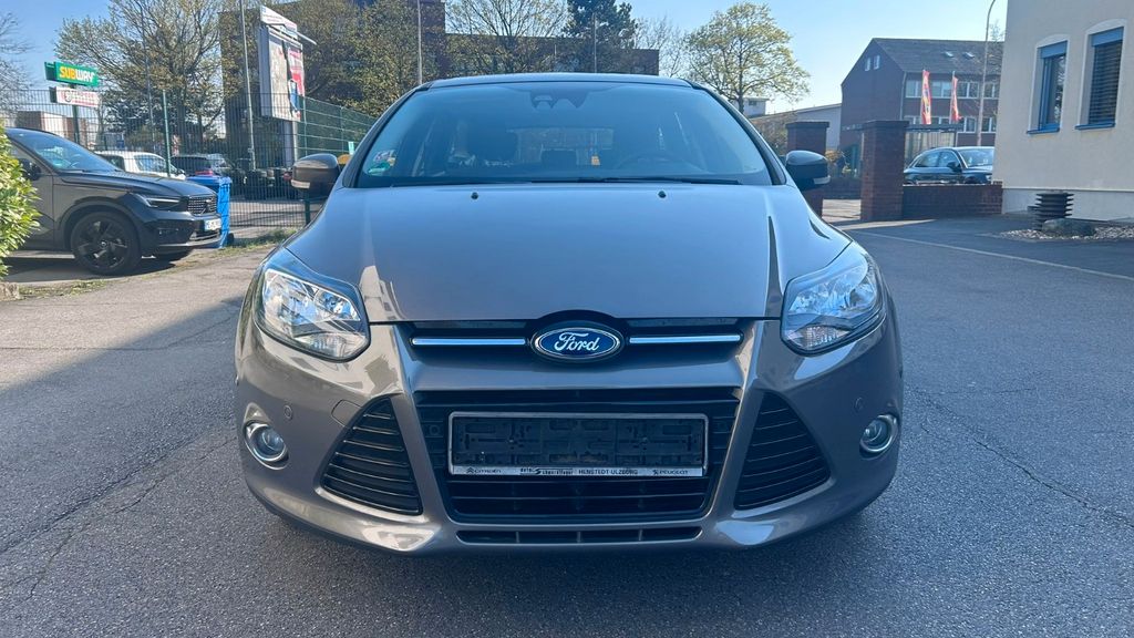 Ford Focus 136.246 km 4.100 &euro; Ratingen 40878