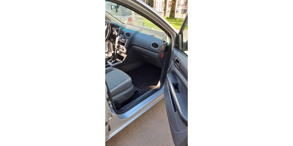 Ford Focus 204.123 km 2.200 &euro; Schwelm 58332