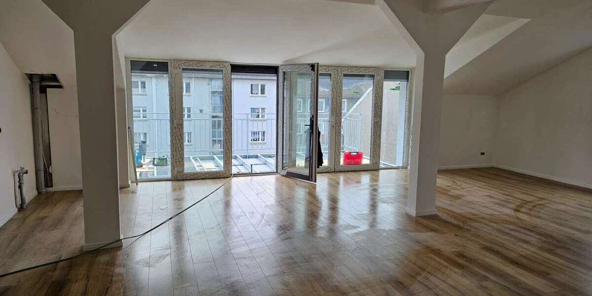 Etagenwohnung Wuppertal Gemarkung Barmen - 3 Zimmer, 139 m&sup2;, 1.390&euro; | Angebot:27488070