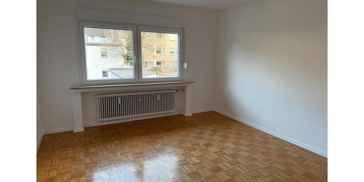 Wohnung 2,5 Zimmer Balkon Saniert Badewanne 1 zimmer