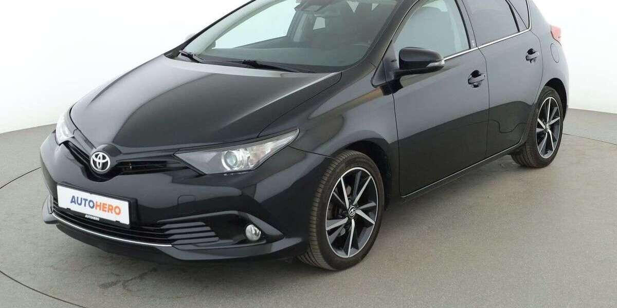 Toyota Auris 41.343 km 14.990 &euro; Essen 45141