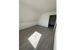 Dachgeschoßwohnung Gelsenkirchen Ückendorf - 2.5 Zimmer, 40 m&sup2;, 299&euro; | Angebot:26232615
