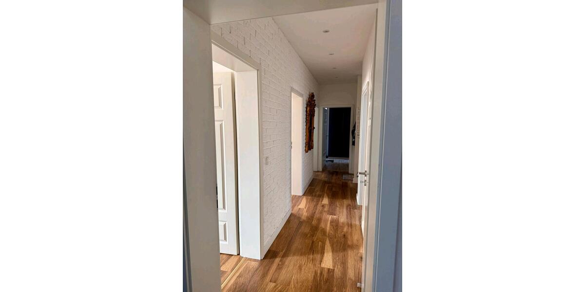 Dachgeschoßwohnung Wuppertal Sedansberg - 4 Zimmer, 100 m&sup2;, 850&euro; | Angebot:25370624