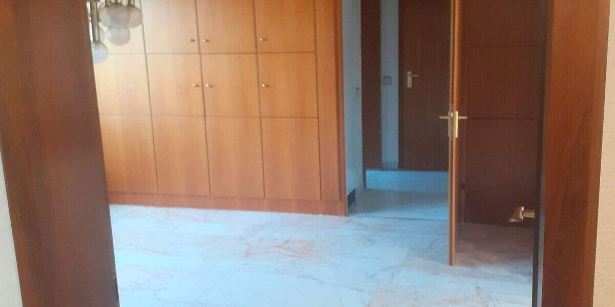 Mehrfamilienhaus, Wohnhaus Essen Burgaltendorf - 5 Zimmer, 156 m&sup2;, 590.000&euro; | Angebot:23969347