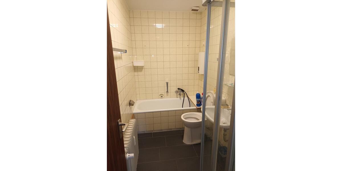 Dachgeschoßwohnung Oberhausen Alsfeld - 2.5 Zimmer, 53 m&sup2;, 300&euro; | Angebot:25047233