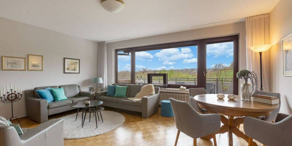 Etagenwohnung Velbert Mitte - 3 Zimmer, 93 m&sup2;, 220.000&euro; | Angebot:26358898