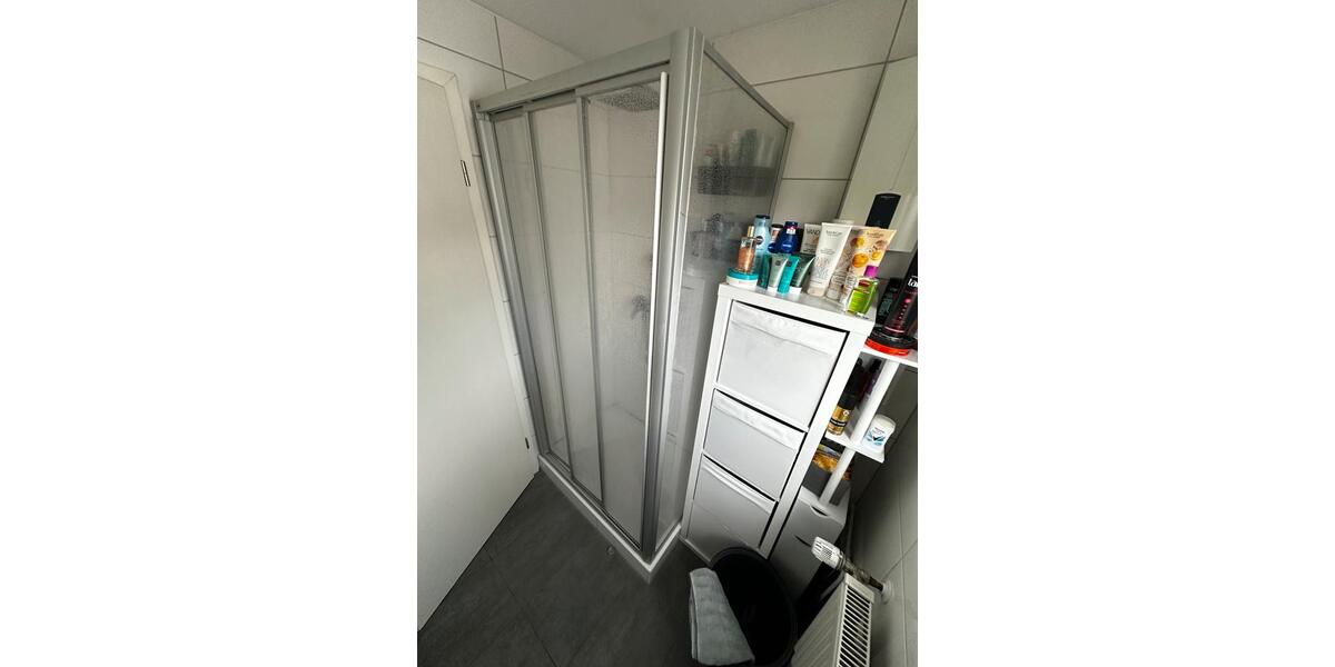 Attraktive, vollständig sanierte 2-Zimmer-Dachgeschosswohnung 2 zimmer