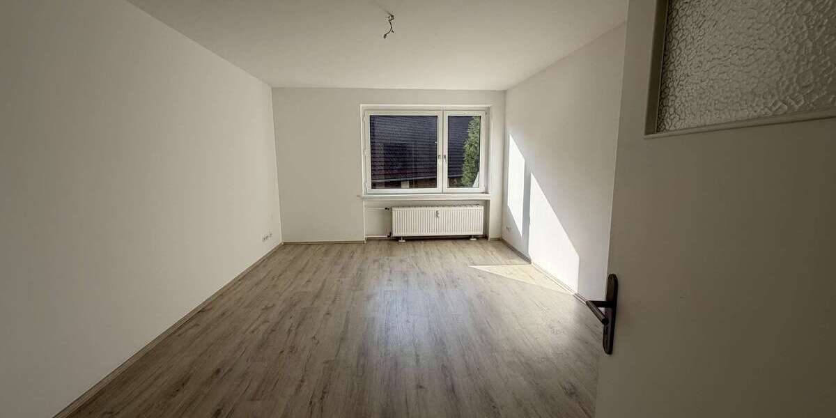 Etagenwohnung Essen Stadtbezirk II - 2.5 Zimmer, 57 m&sup2;, 215.000&euro; | Angebot:25837961