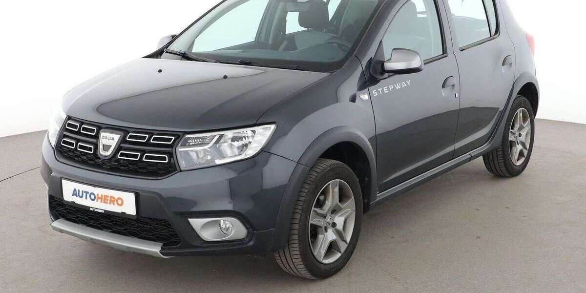 Dacia Sandero 50.299 km 10.650 &euro; Essen 45141