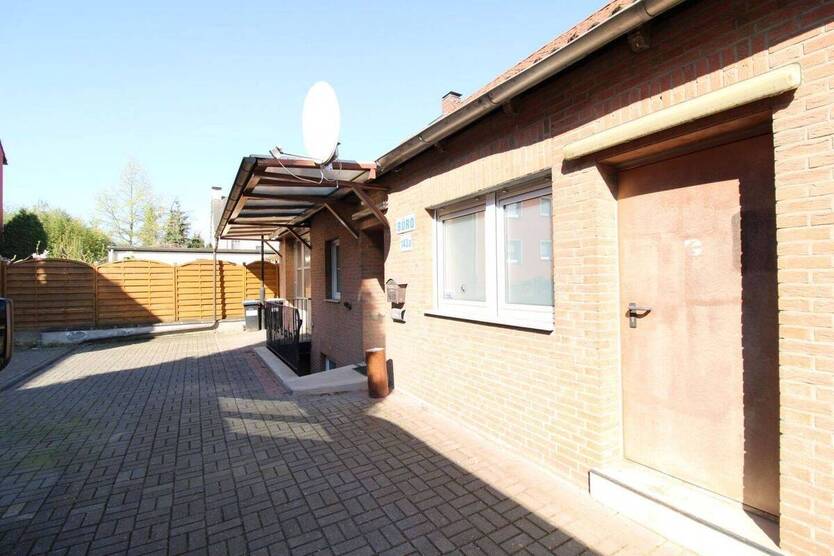 Attraktive Gewerbeeinheit mit Büroflächen, Lager und Entwicklungspotenzial in Duisburg-Buchholz zimmer