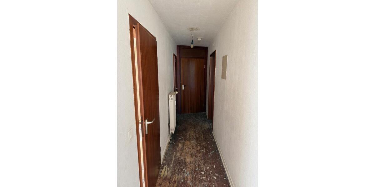 Dachgeschoßwohnung Duisburg Hochheide - 2.5 Zimmer, 40 m&sup2;, 170&euro; | Angebot:26389111