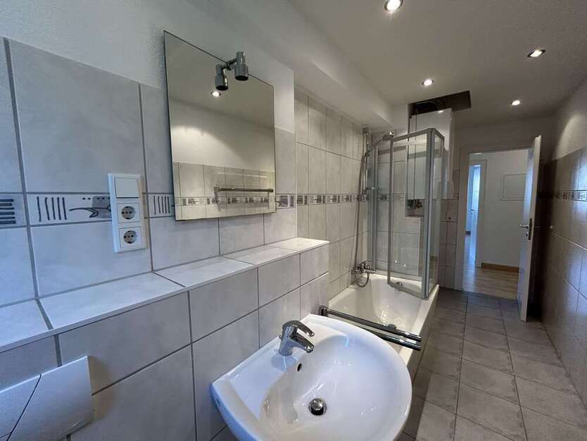 Wohnung zum Mieten in Wuppertal 440 € 51 m²
