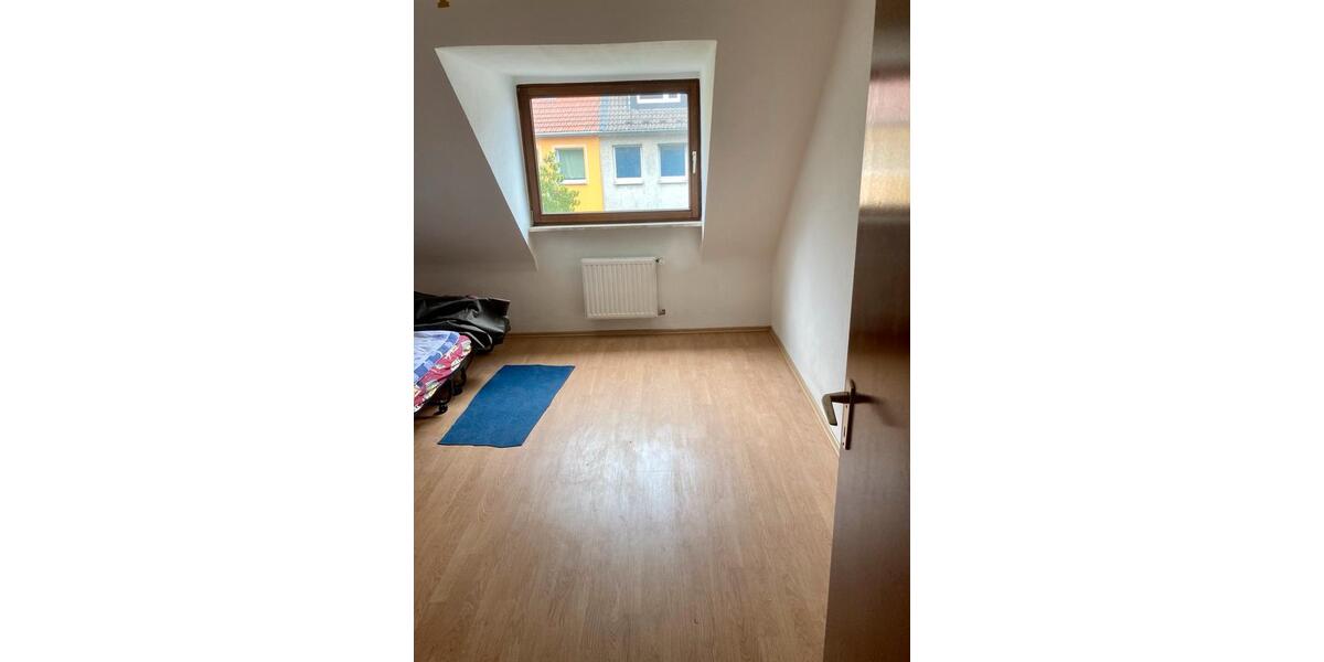 Dachgeschoßwohnung Essen Stadtbezirk VIII - 2 Zimmer, 45 m&sup2;, 628&euro; | Angebot:25448276