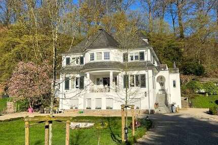 Haus zum Kaufen in Essen Werden 2.599.000 € 490 m² 12 zimmer