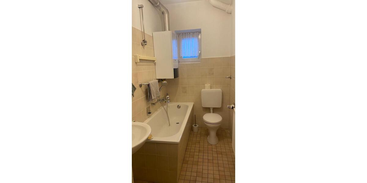 Erdgeschoßwohnung Essen Stadtbezirk III - 2.5 Zimmer, 47 m&sup2;, 650&euro; | Angebot:25825838