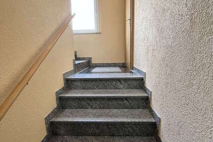 Wohnung zum Mieten in Gera 560 € 89 m²